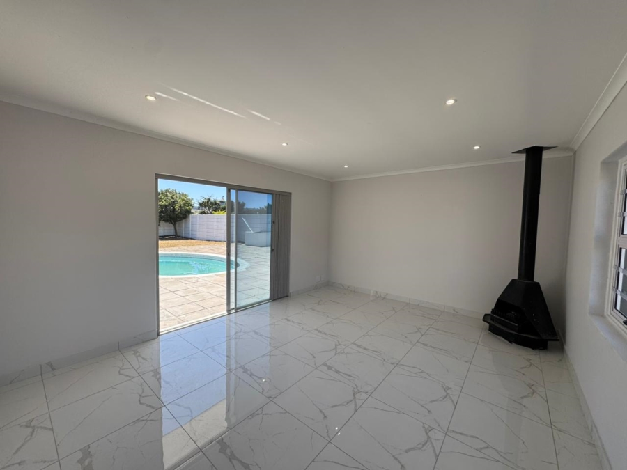 To Let 3 Bedroom Property for Rent in Milnerton Ridge Western Cape